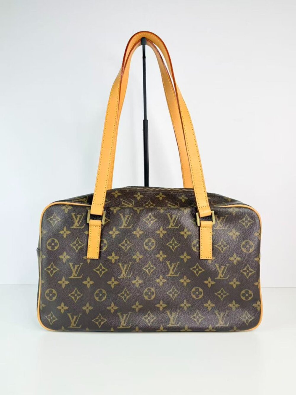 louis vuitton cite handbag monogram canvas - Picture 4 of 13